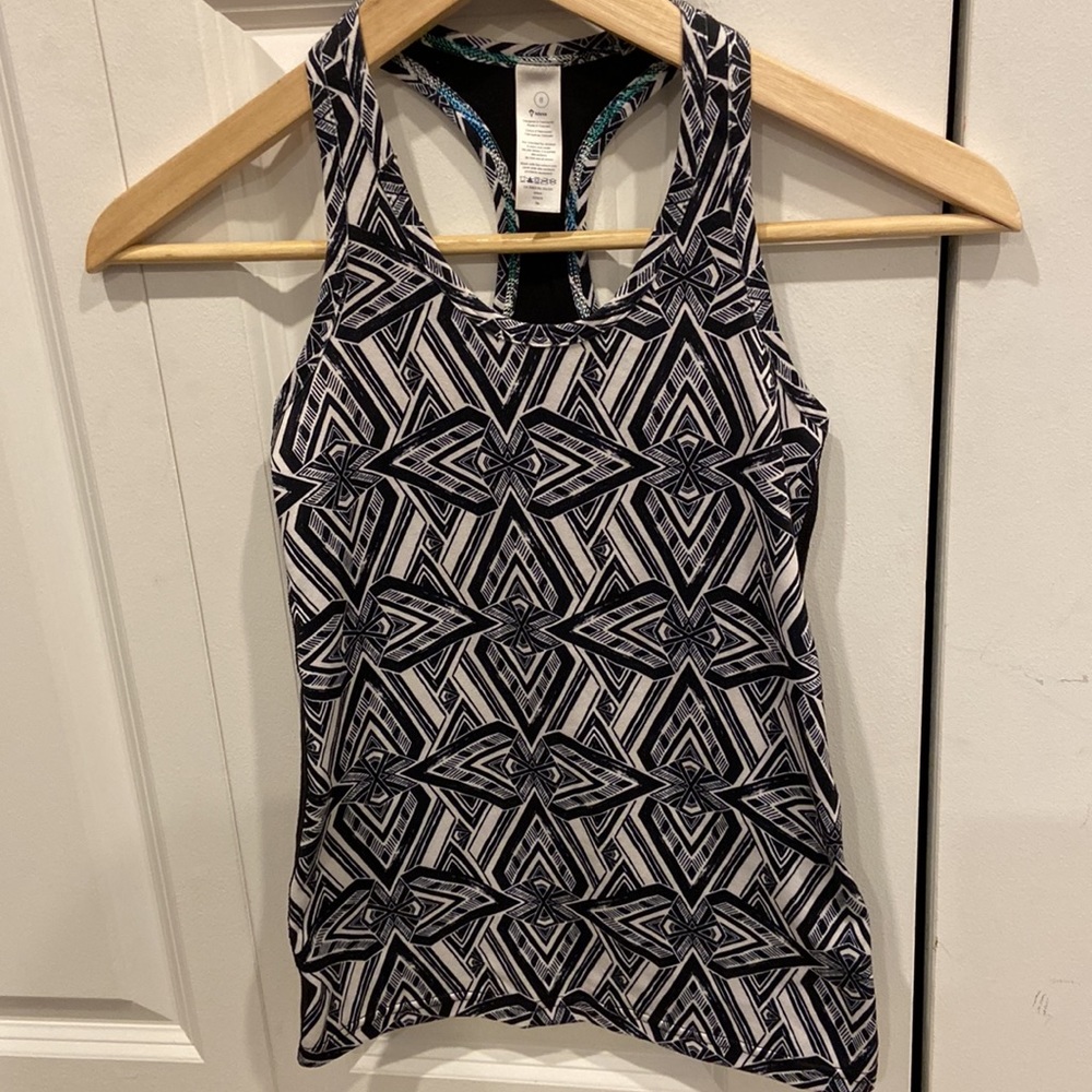 Ivivva Black & White Triangle Patterned Racerback Tank Top